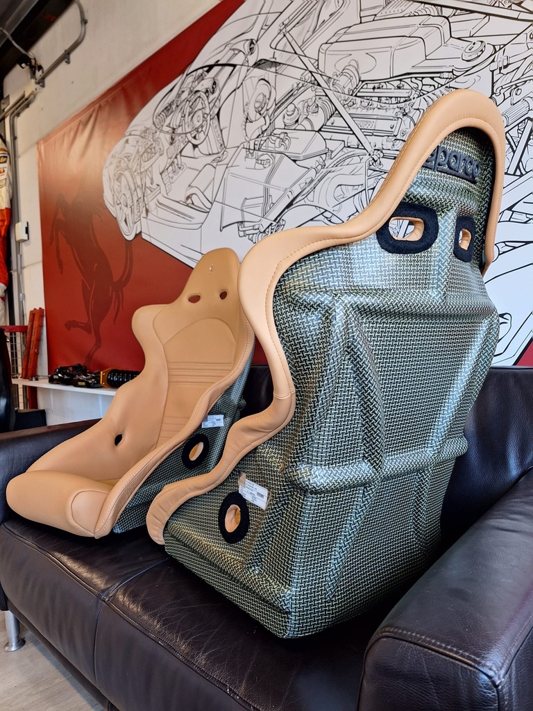 Kevlar Compitizone seat