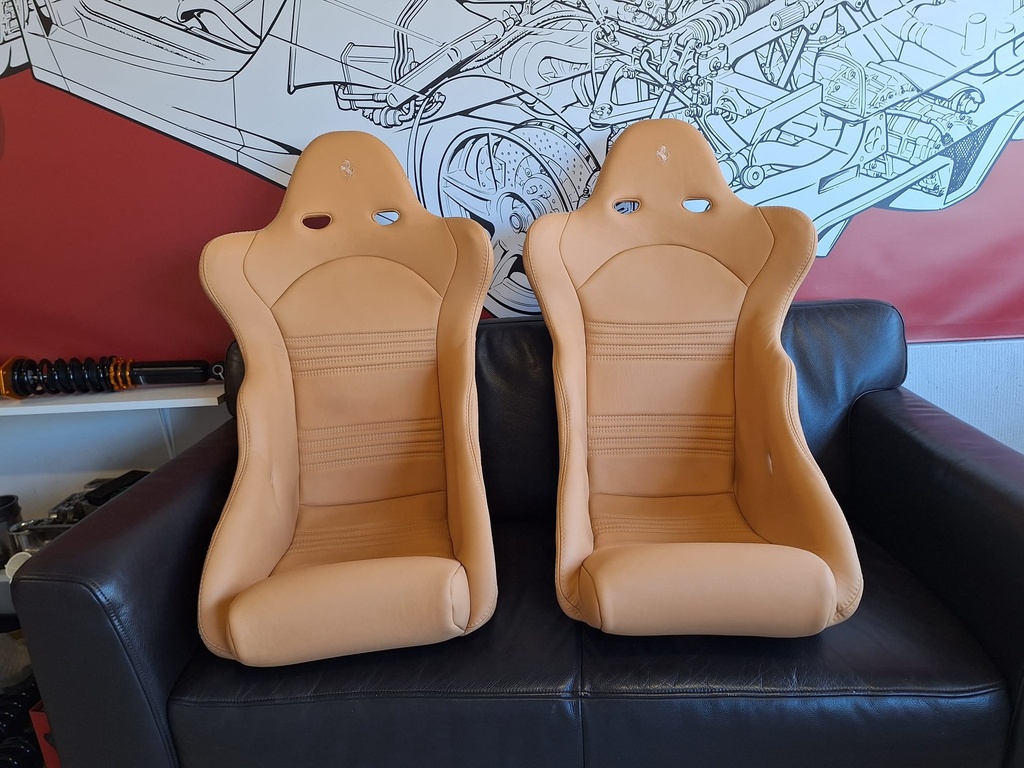 Kevlar Compitizone seat